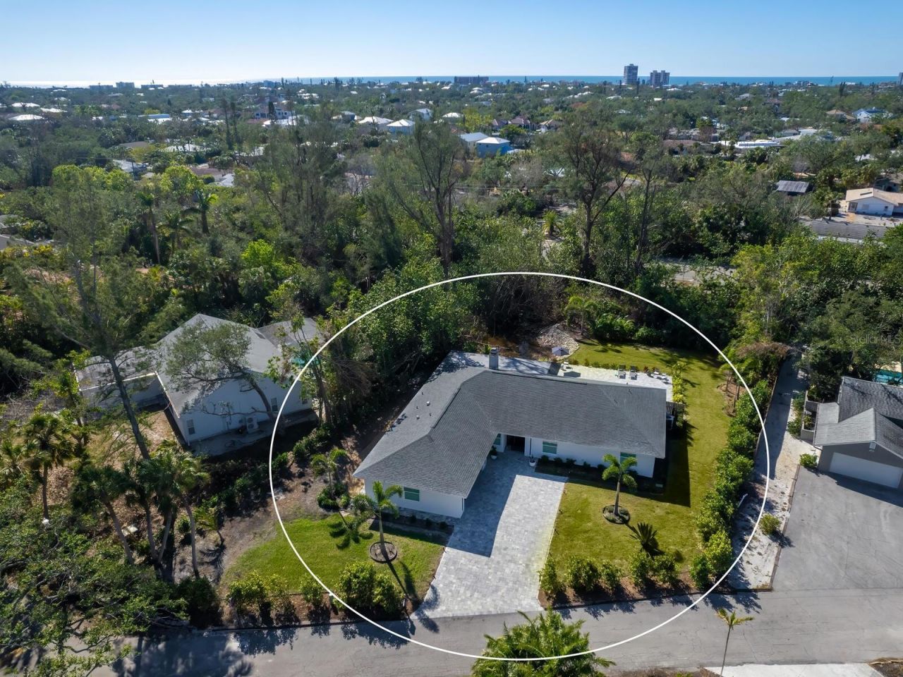 749 Tropical Circle, Sarasota, FL 34242 Photo