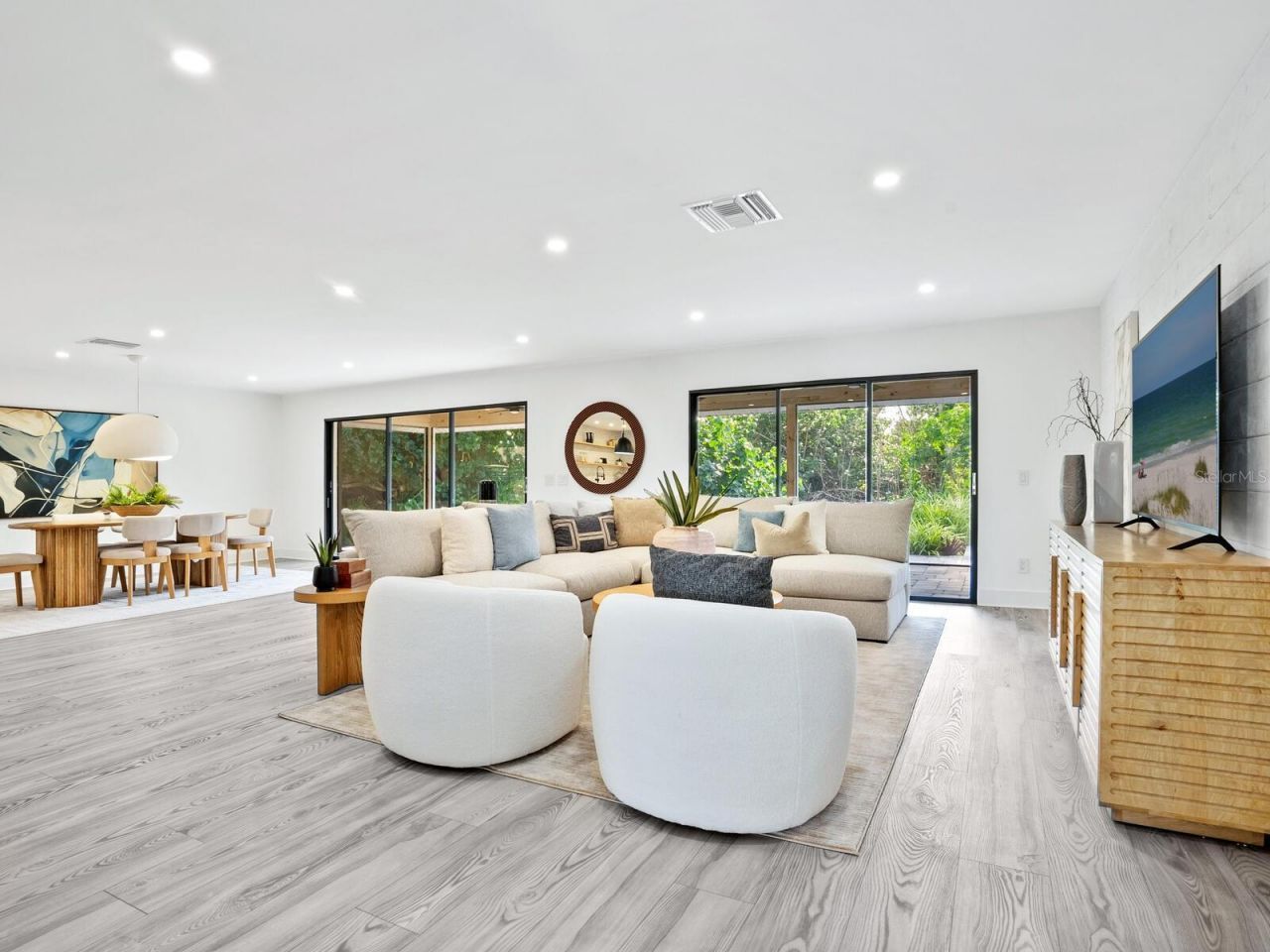 749 Tropical Circle, Sarasota, FL 34242 Photo