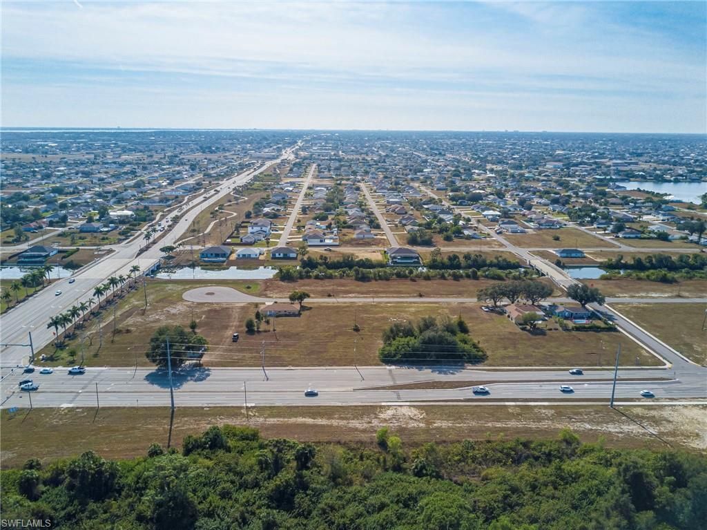 1518 Kismet Pkwy E, Cape Coral, FL 33909 Photo