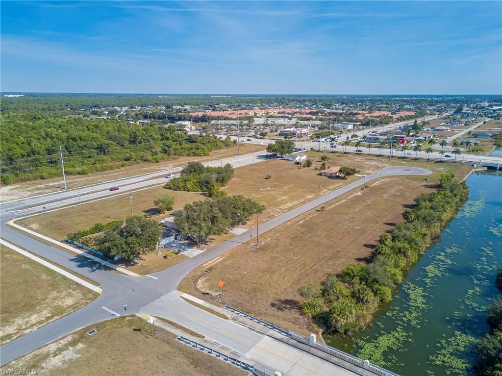 1518 Kismet Pkwy E, Cape Coral, FL 33909 Photo