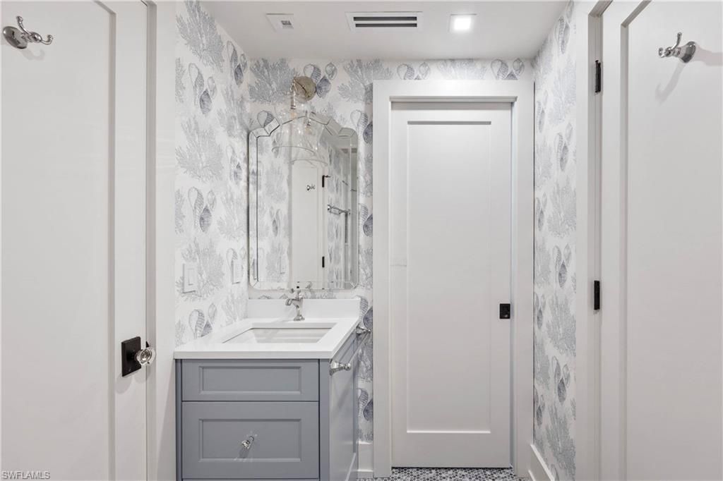 4000 Gulf Shore Blvd N, Unit 500, Naples, FL 34103 Photo