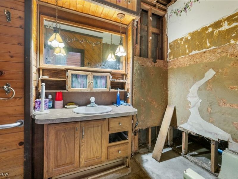 584 Apple Drive, Coventry, OH 44319 Photo 13