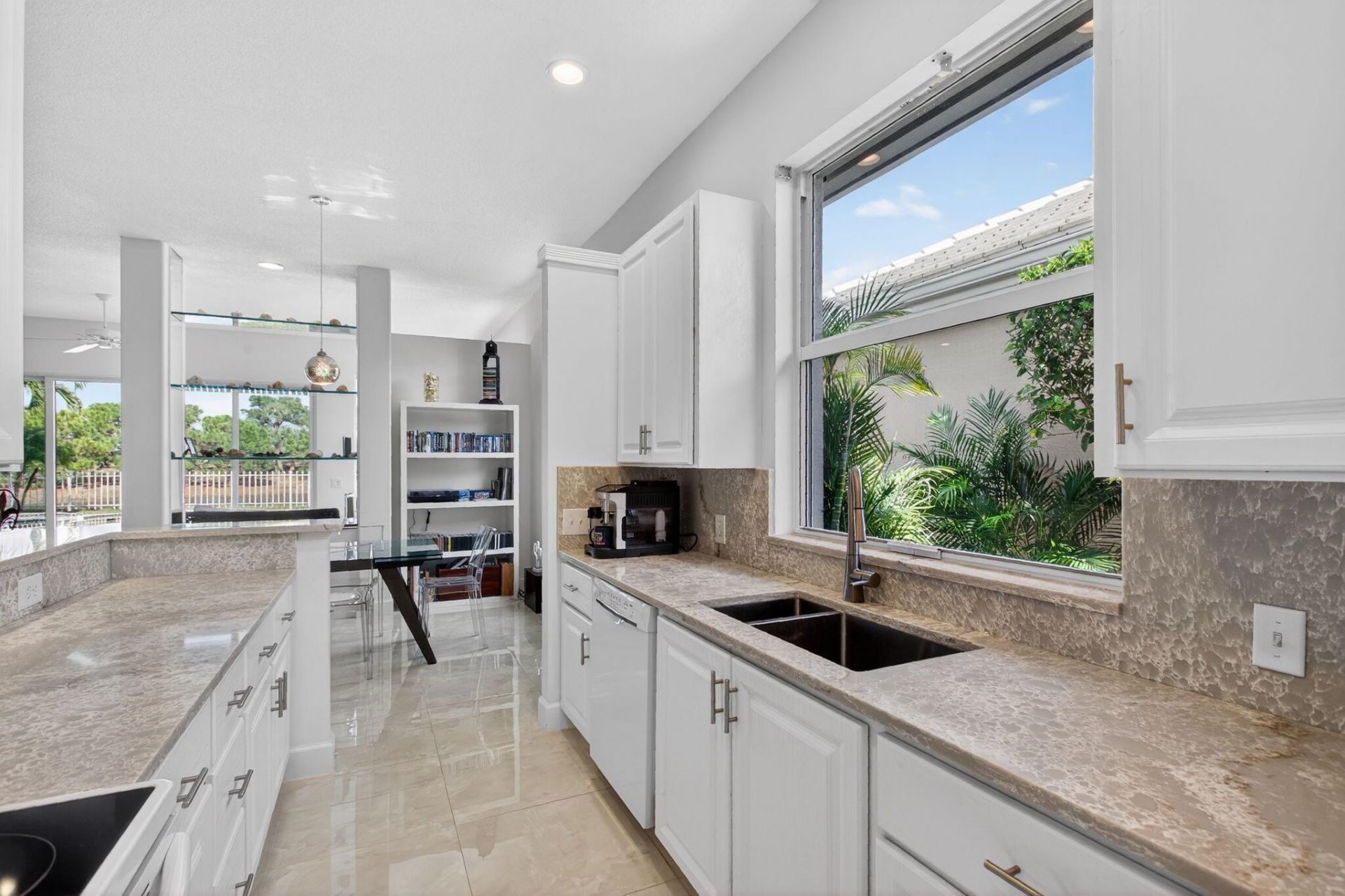 1245 Owl Pointe Circle, West Palm Beach, FL 33409 Photo