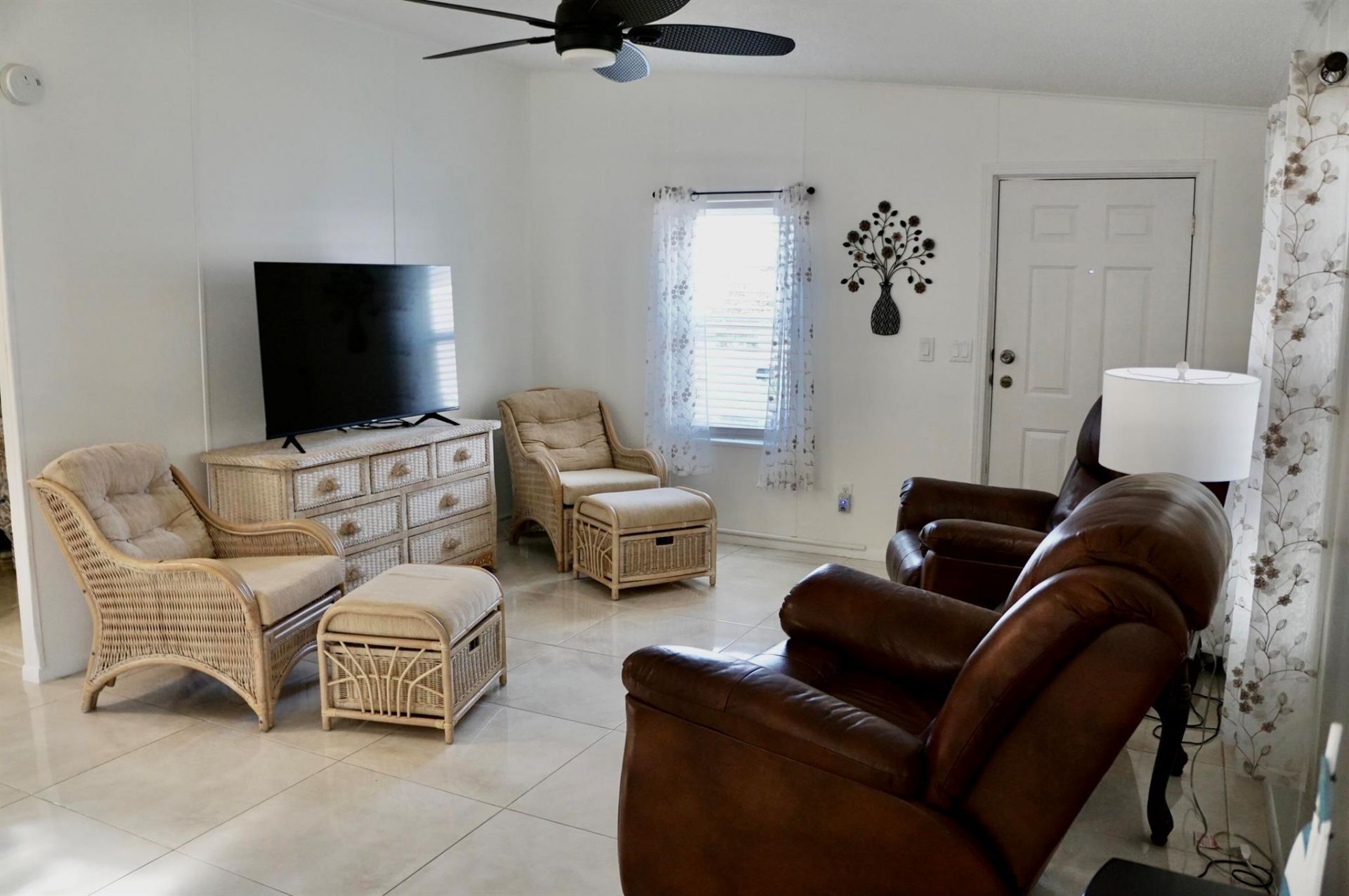 325 Mockingbird Avenue, Fort Pierce, FL 34982 Photo