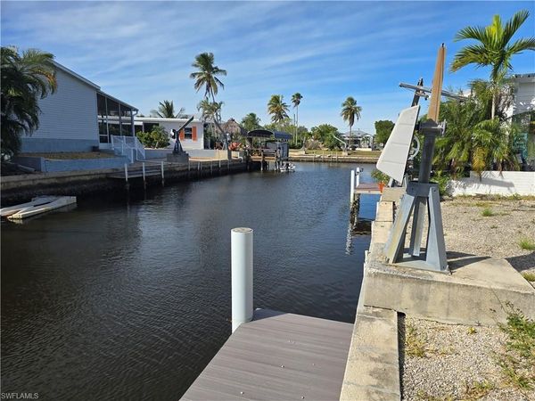4701 Leilani LN, BONITA SPRINGS, FL 34134