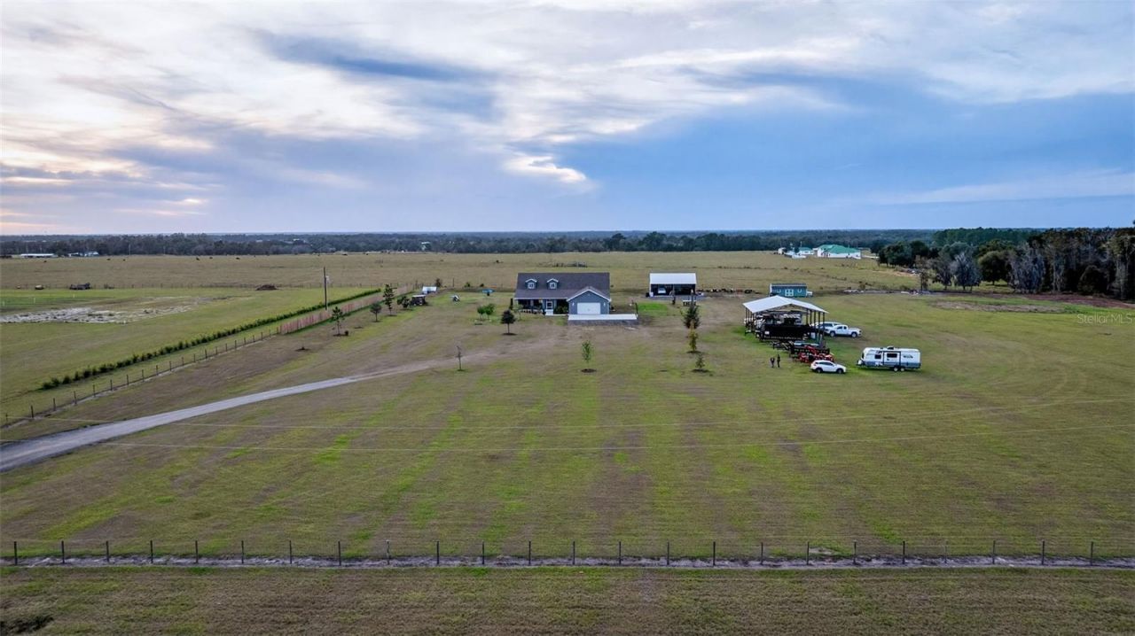 17165 Lake Iola Road, Dade City, FL 33523 Photo