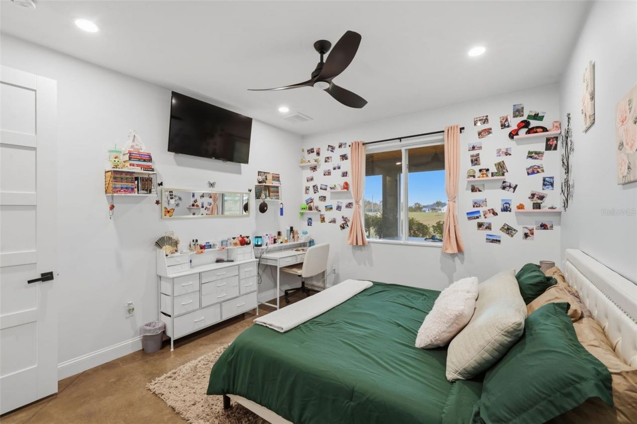 17165 Lake Iola Road, Dade City, FL 33523 Photo