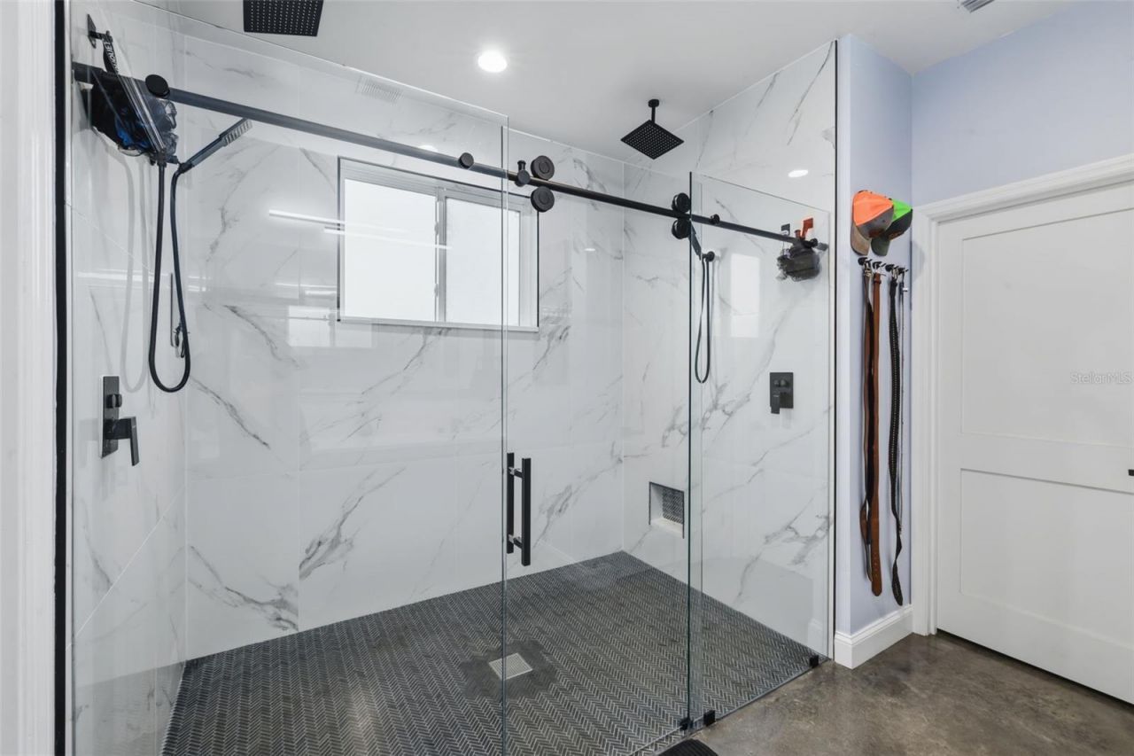 17165 Lake Iola Road, Dade City, FL 33523 Photo