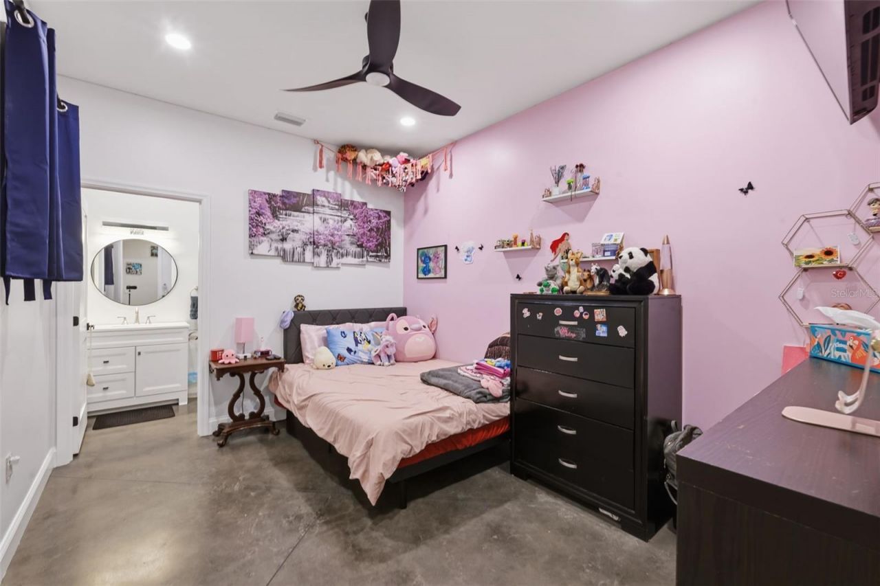 17165 Lake Iola Road, Dade City, FL 33523 Photo