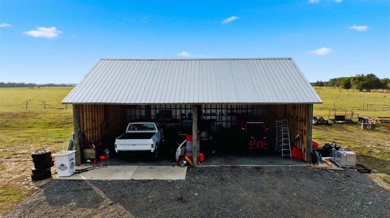 17165 Lake Iola Road, Dade City, FL 33523 Photo