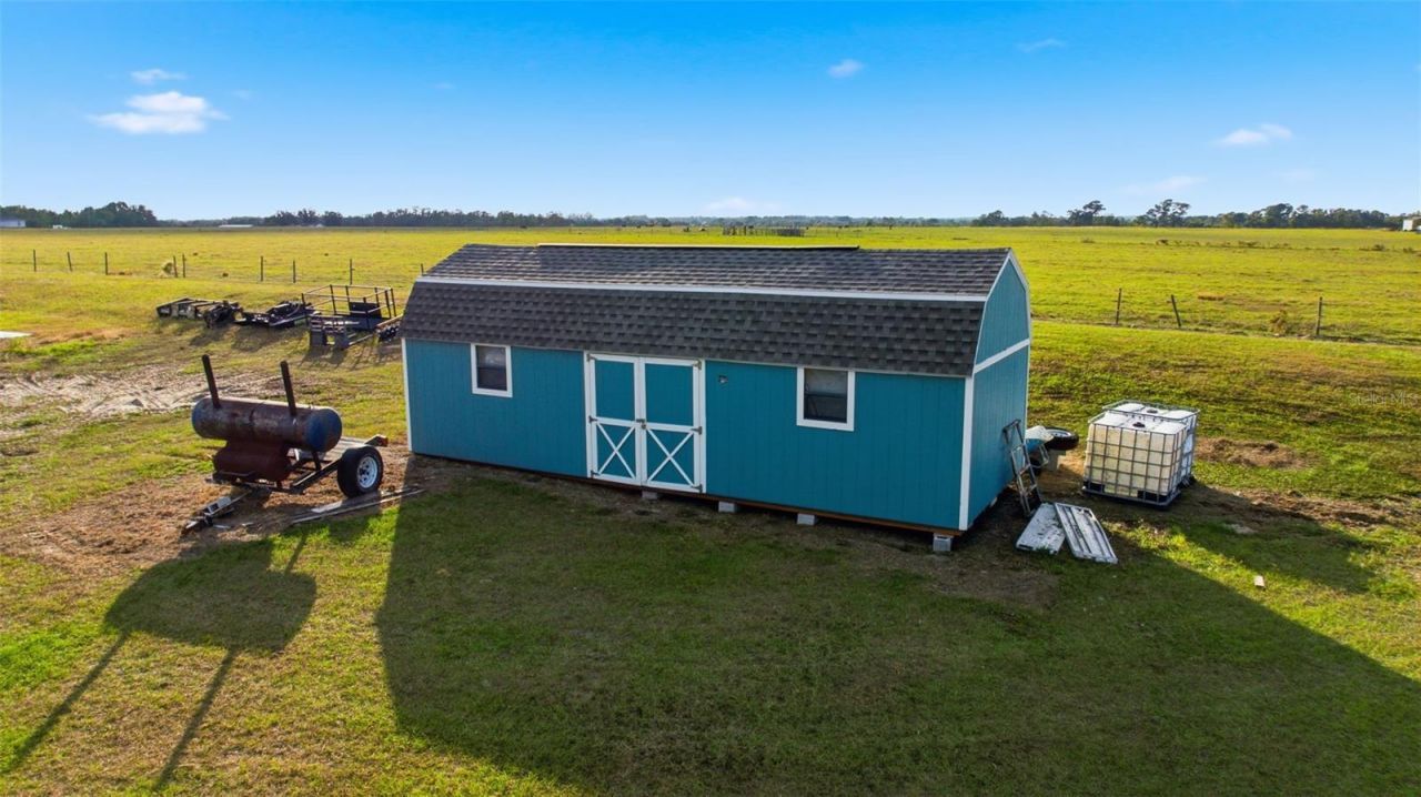 17165 Lake Iola Road, Dade City, FL 33523 Photo