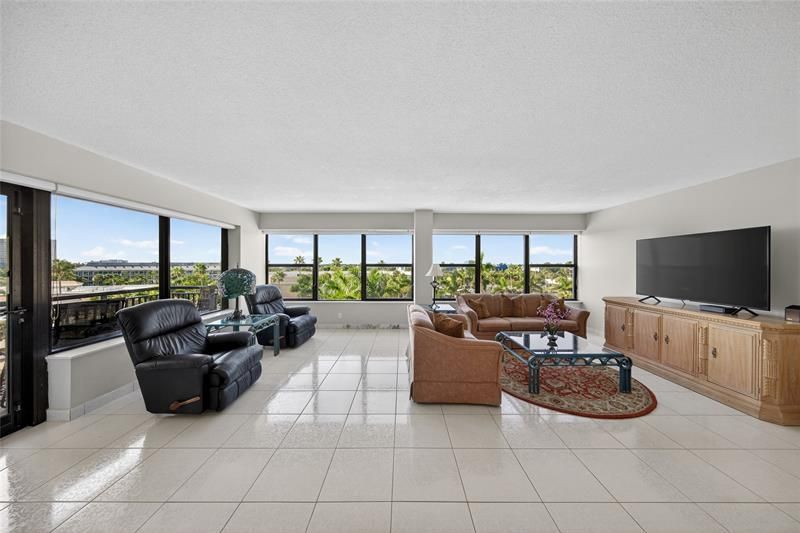 3800 Galt Ocean Drive, Unit 511, Fort Lauderdale, FL 33308 Photo