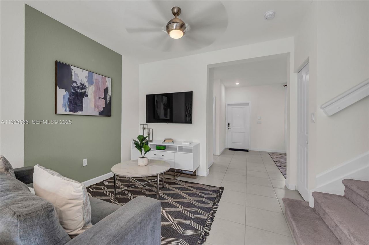 12980 SW 233rd Ter, Homestead, FL 33032 Photo