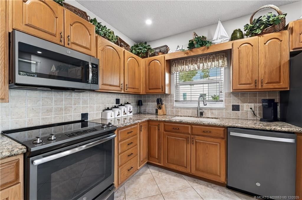 12437 NW Harbour Ridge Boulevard, Unit 3-7, Palm City, FL 34990 Photo