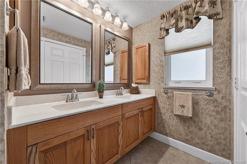 12437 NW Harbour Ridge Boulevard, Unit 3-7, Palm City, FL 34990 Photo