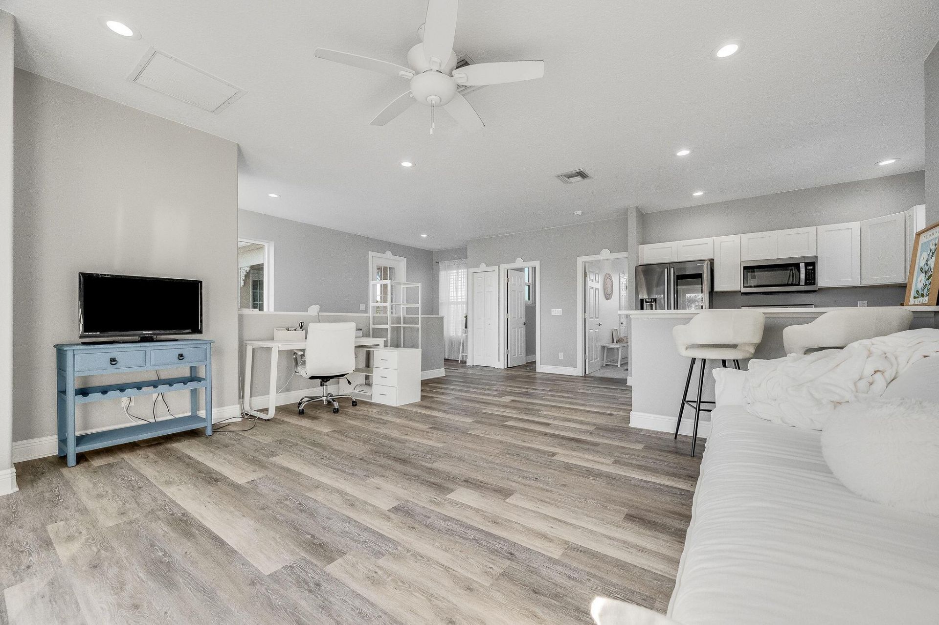 4236 Hield Road Nw, Palm Bay, FL 32907 Photo