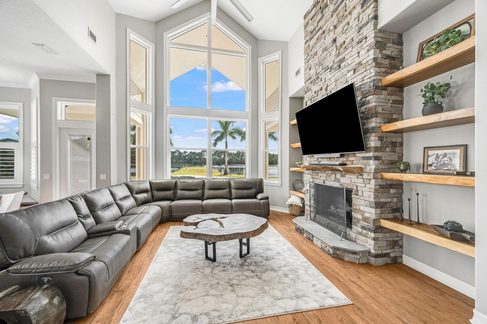 4236 Hield Road Nw, Palm Bay, FL 32907 Photo