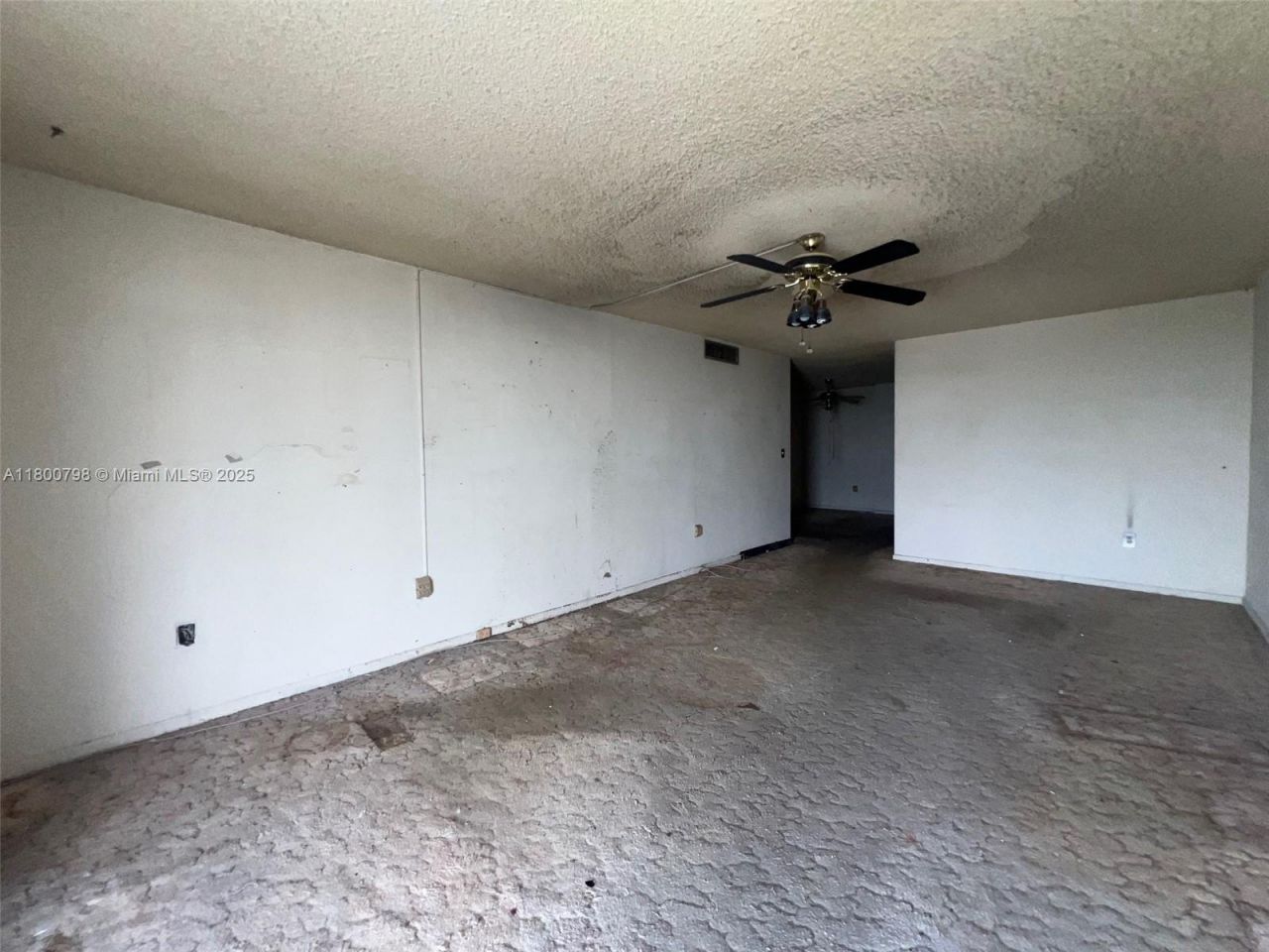 1470 NE 125th Ter, Unit 810, North Miami, FL 33161 Photo