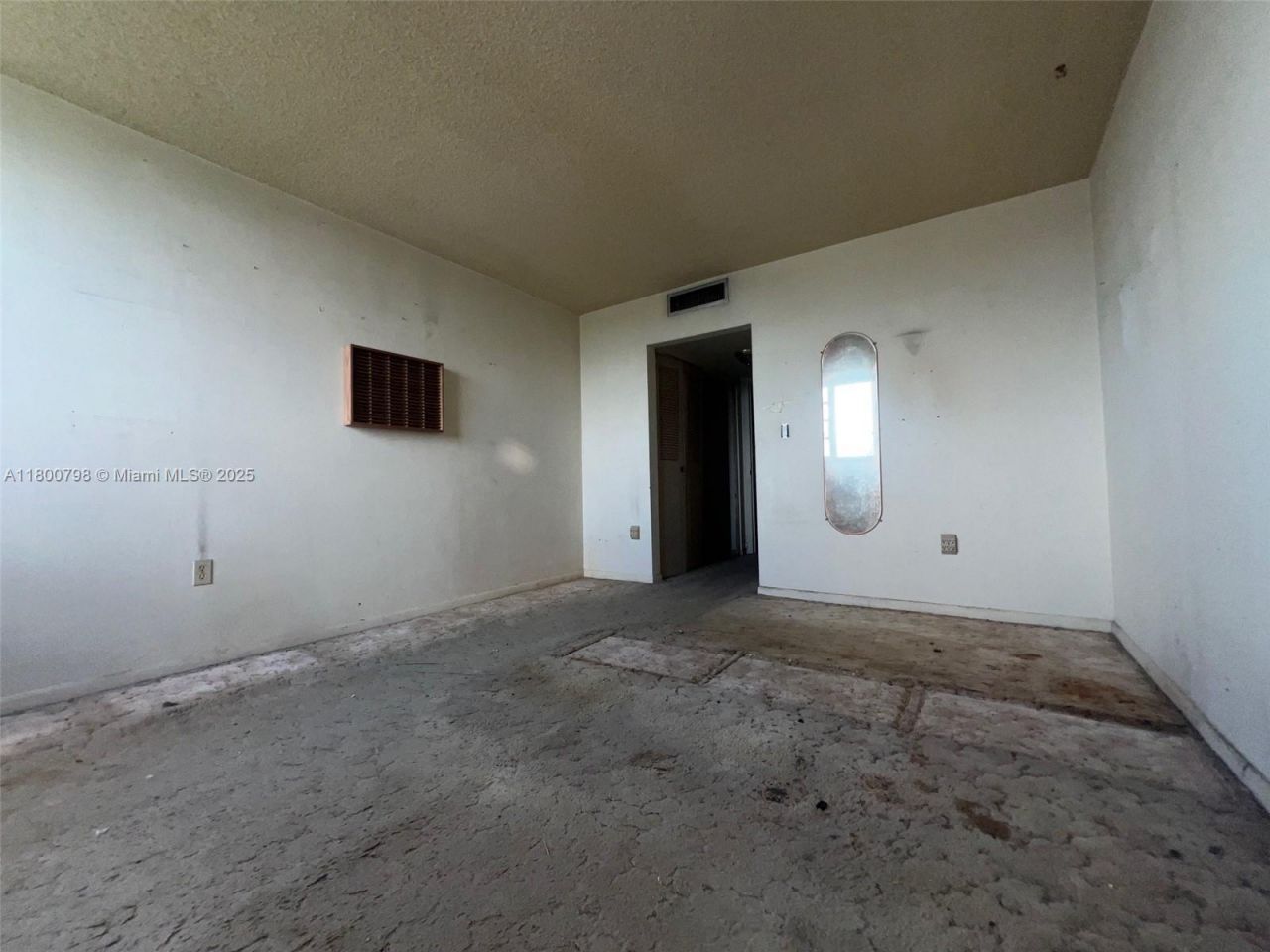 1470 NE 125th Ter, Unit 810, North Miami, FL 33161 Photo