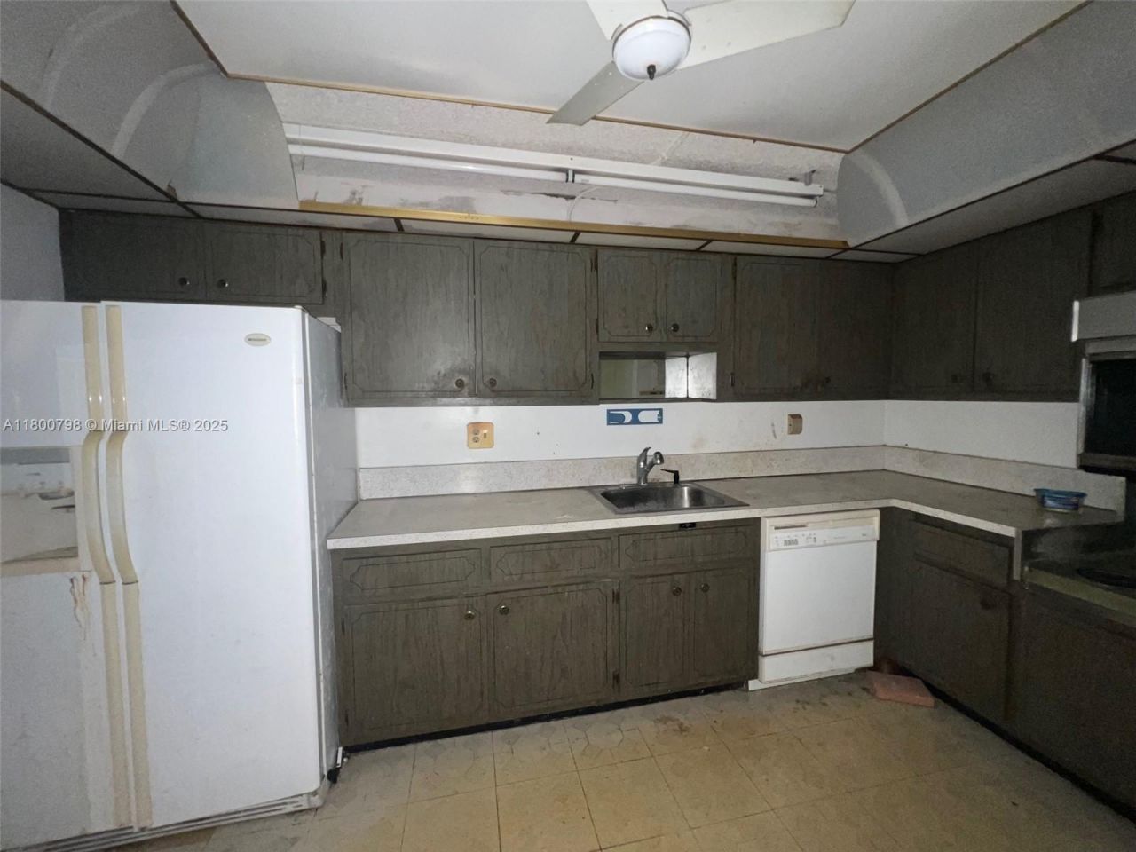 1470 NE 125th Ter, Unit 810, North Miami, FL 33161 Photo