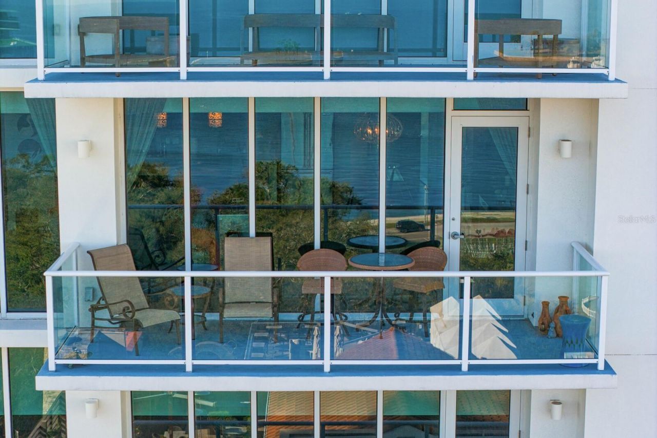 176 4th Avenue Ne, Unit 1002, Saint Petersburg, FL 33701 Photo