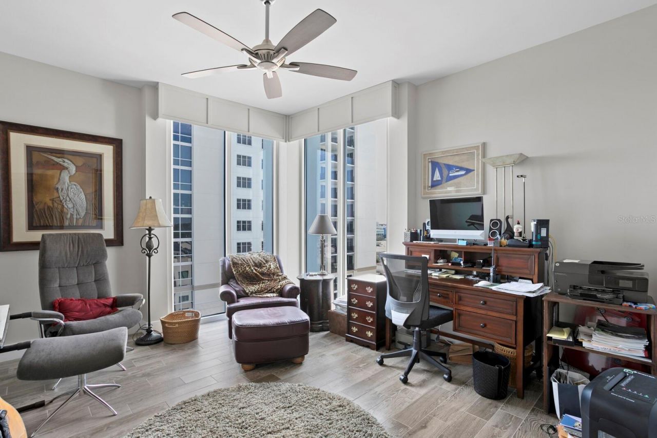 176 4th Avenue Ne, Unit 1002, Saint Petersburg, FL 33701 Photo