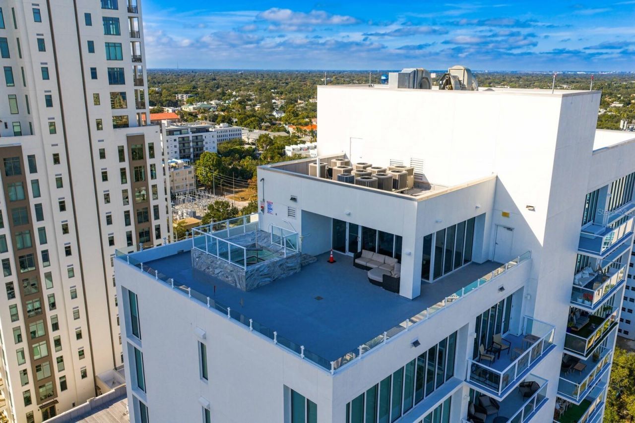 176 4th Avenue Ne, Unit 1002, Saint Petersburg, FL 33701 Photo