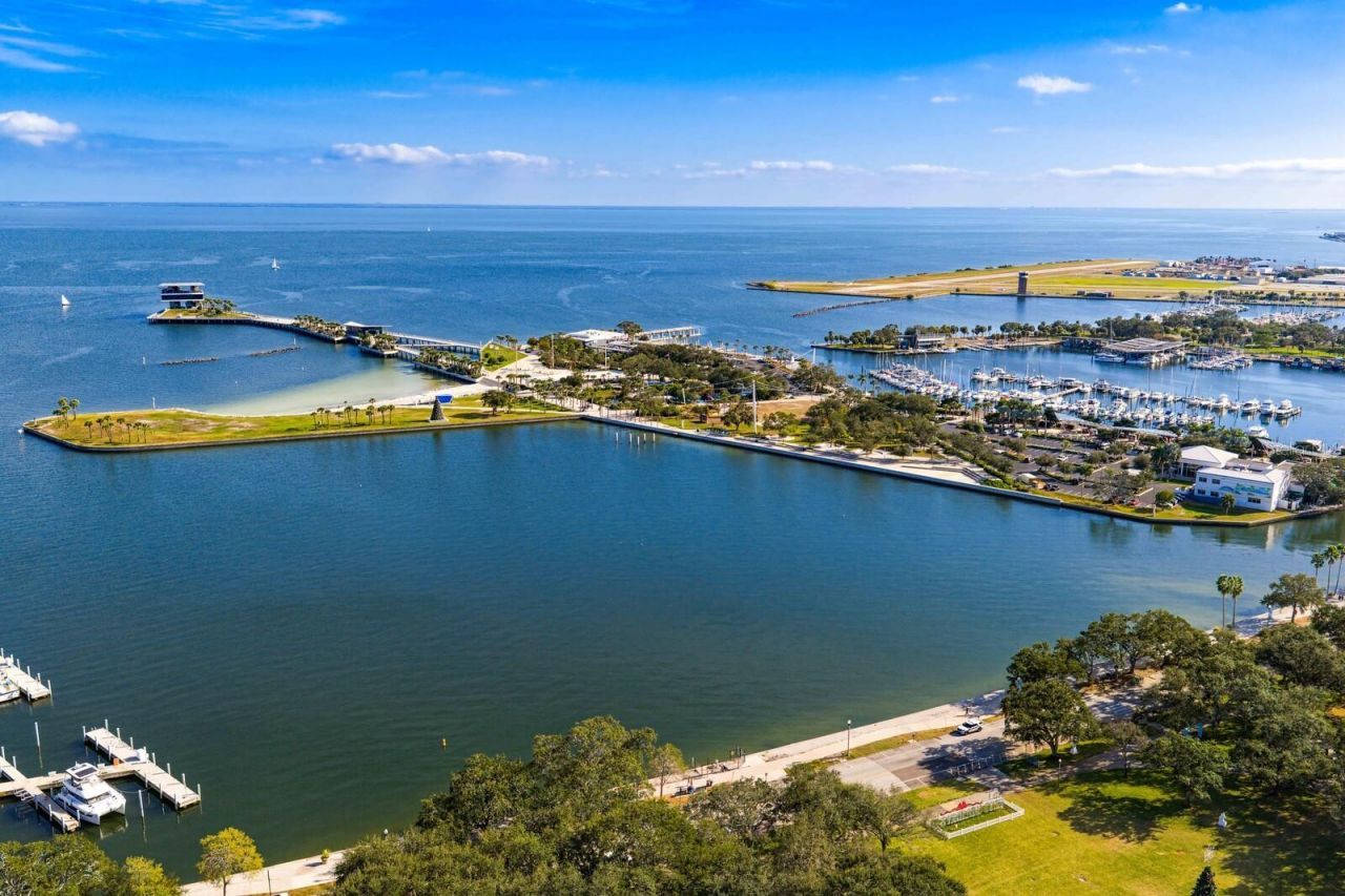 176 4th Avenue Ne, Unit 1002, Saint Petersburg, FL 33701 Photo