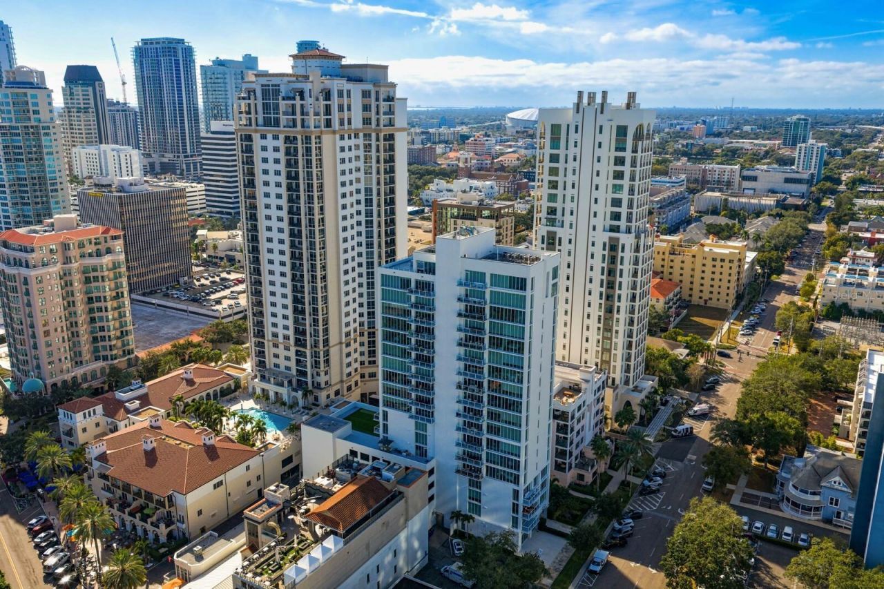 176 4th Avenue Ne, Unit 1002, Saint Petersburg, FL 33701 Photo