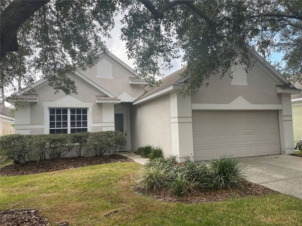 9307 HUNTINGTON PARK WAY, TAMPA, FL 33647