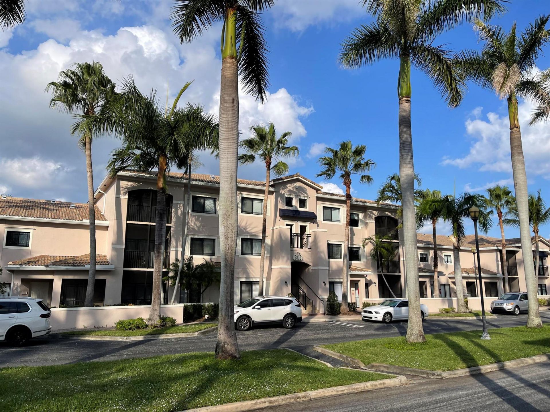 2802 Sarento Place, Unit 203, Palm Beach Gardens, FL 33410 Photo