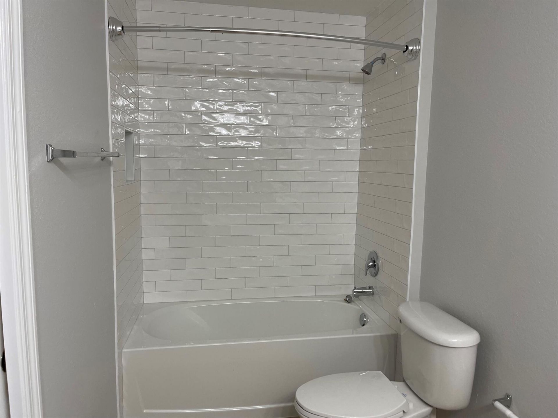 2802 Sarento Place, Unit 203, Palm Beach Gardens, FL 33410 Photo