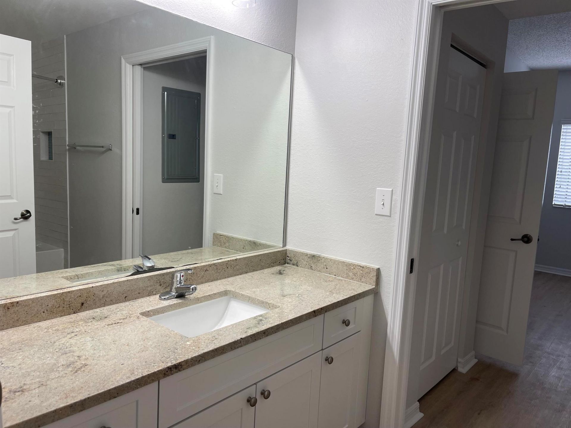 2802 Sarento Place, Unit 203, Palm Beach Gardens, FL 33410 Photo