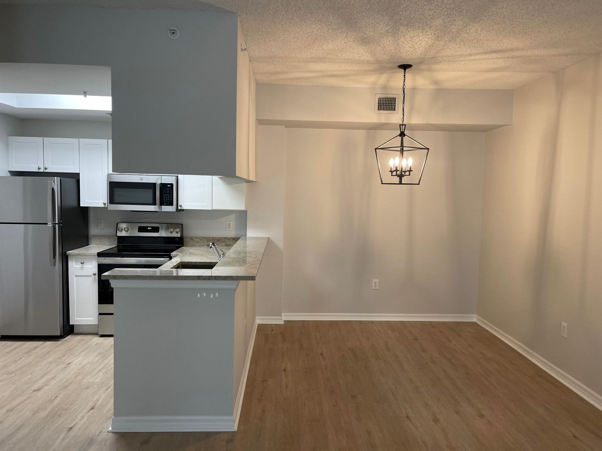 2802 Sarento Place, Unit 203, Palm Beach Gardens, FL 33410 Photo