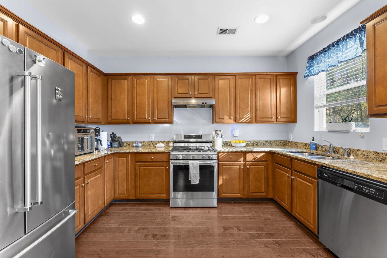 1301 Merchant Court Photo 17