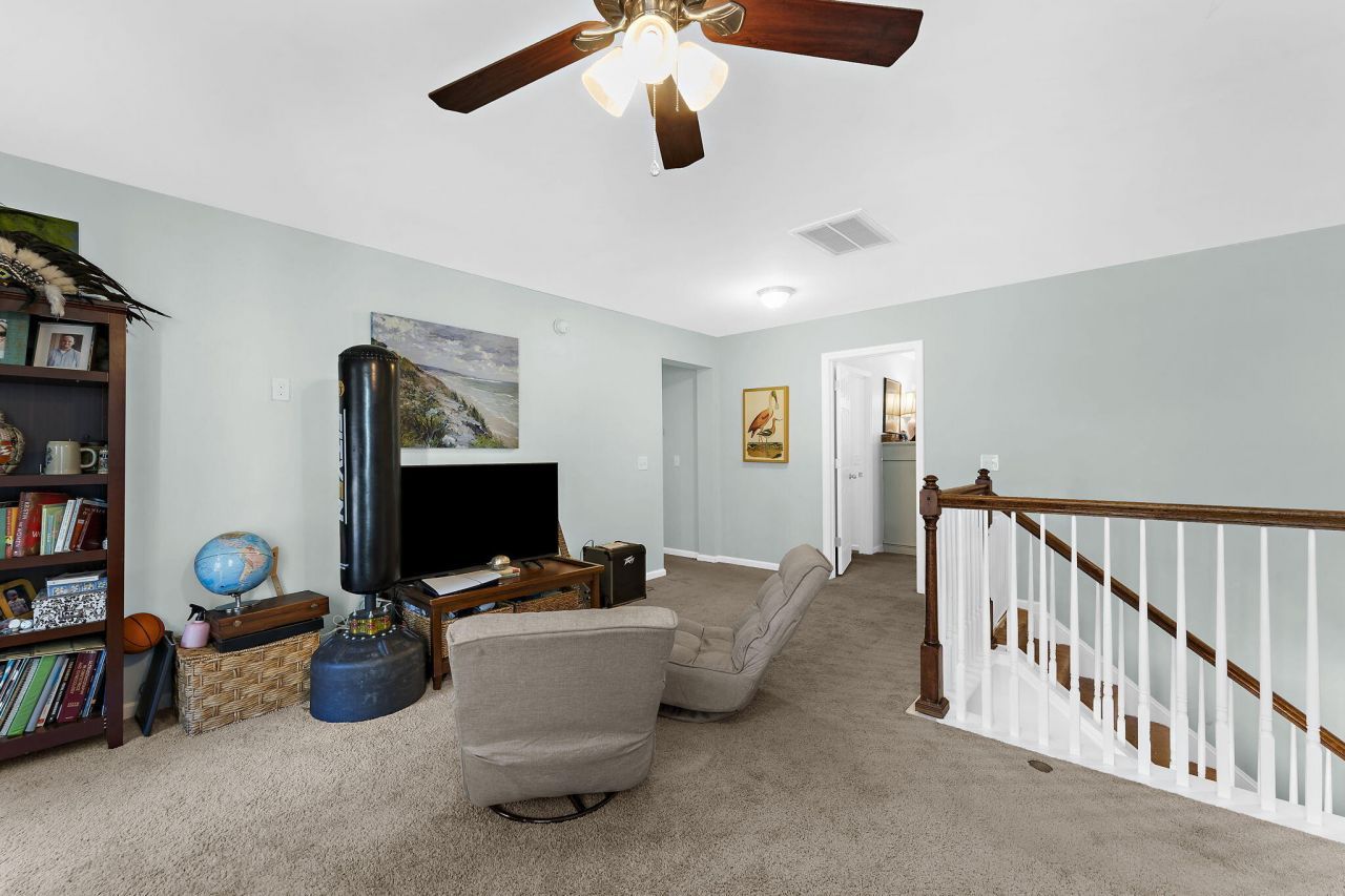 1301 Merchant Court Photo 27