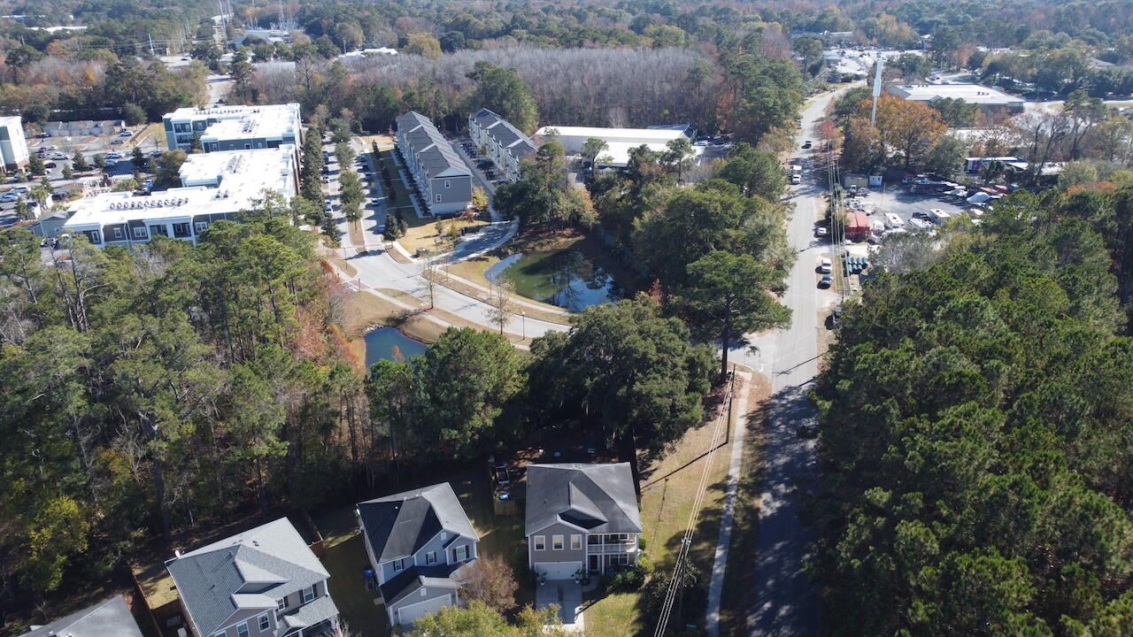 1301 Merchant Court Photo 45