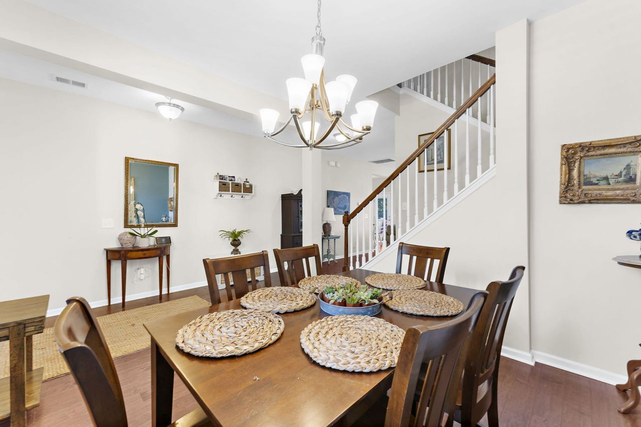 1301 Merchant Court Photo 8