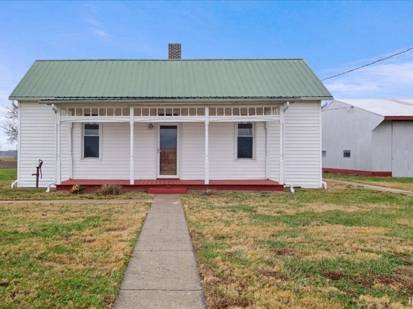 4833 N SHILOH CHURCH Road, Patoka, IN 47666