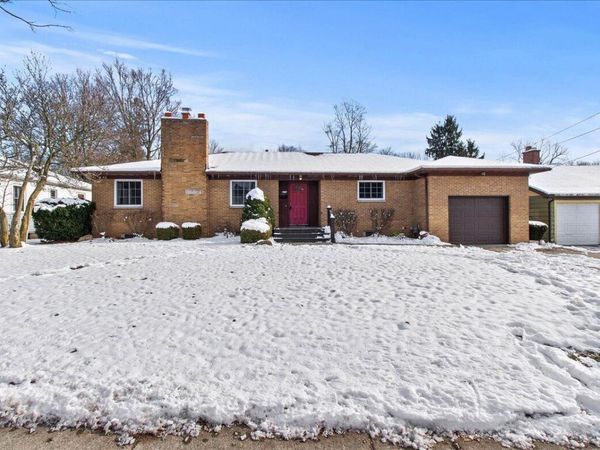 216 N Hayes Street, Bellefontaine, OH 43311