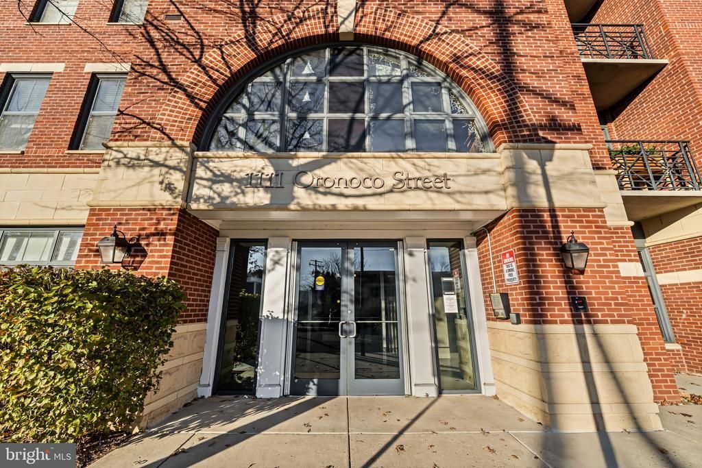 1111 Oronoco Street, Unit 326, Alexandria, VA 22314 Main Photo