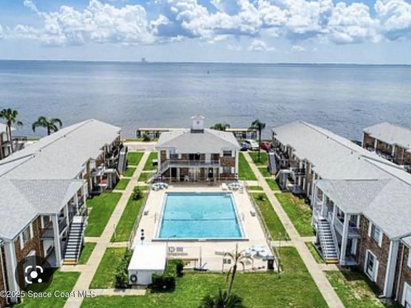 190 E Olmstead Drive, Unit E11, Titusville, FL 32780