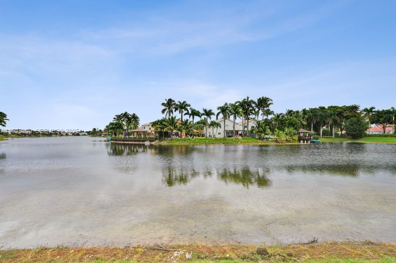 7257 NW 113th Ct, Doral, FL 33178 Photo