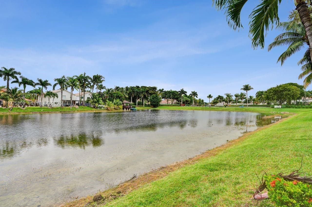 7257 NW 113th Ct, Doral, FL 33178 Photo