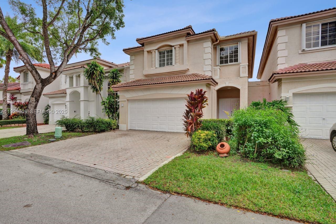 7257 NW 113th Ct, Doral, FL 33178 Photo