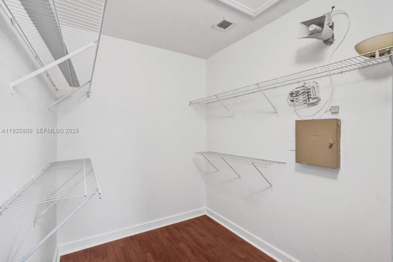 7257 NW 113th Ct, Doral, FL 33178 Photo