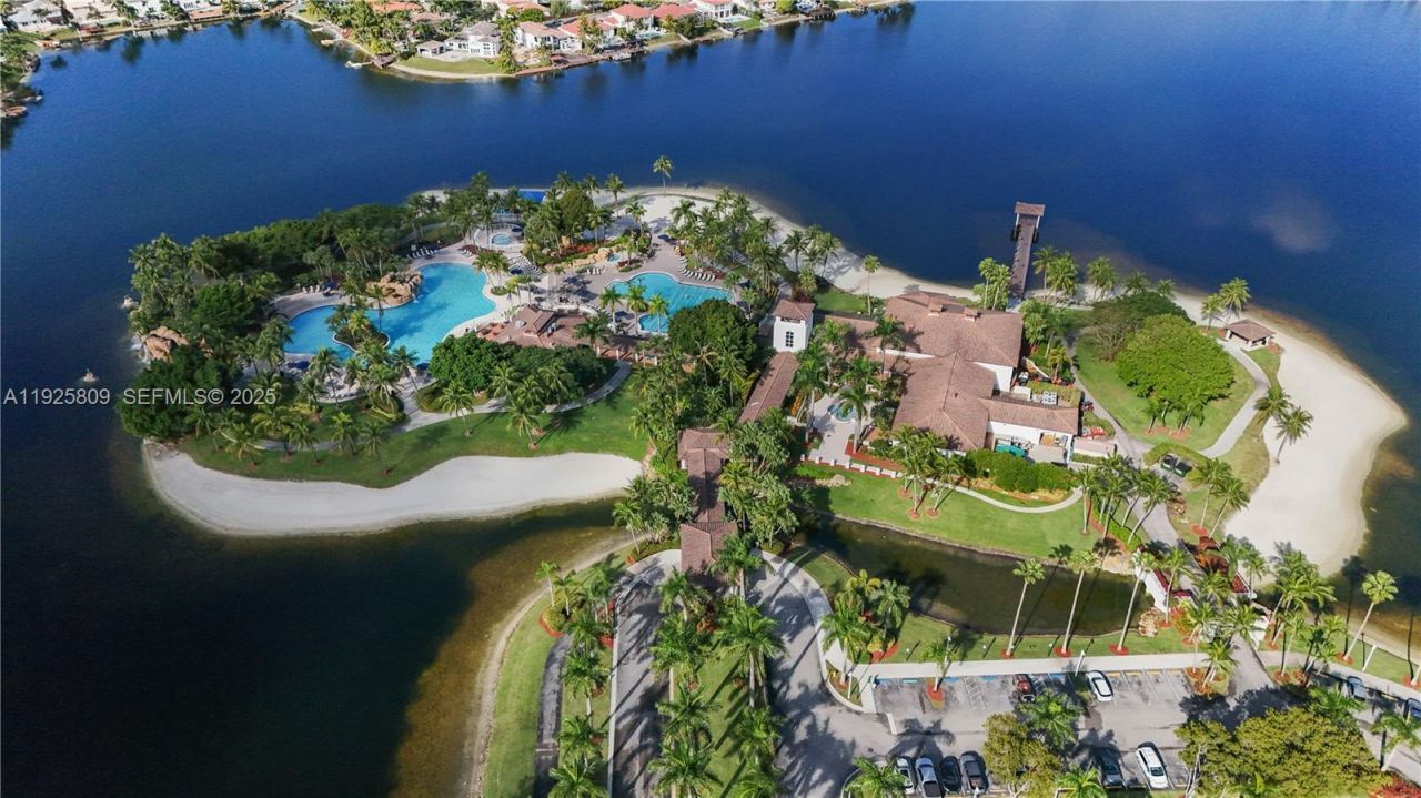 7257 NW 113th Ct, Doral, FL 33178 Photo