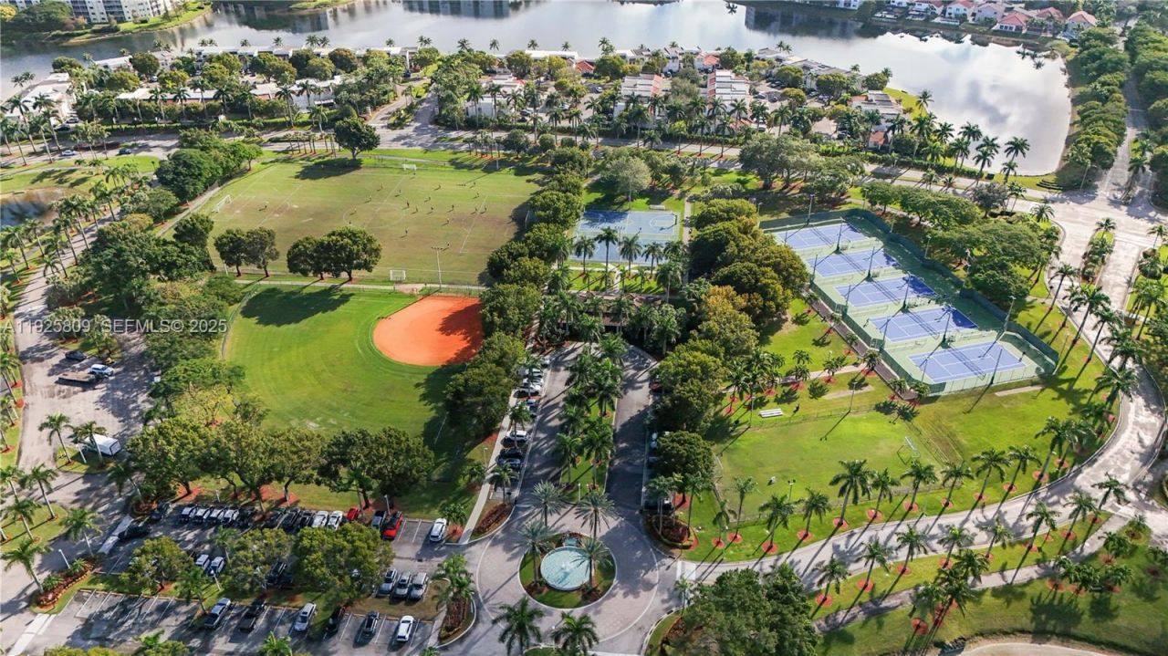 7257 NW 113th Ct, Doral, FL 33178 Photo