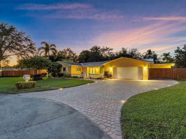 12920 SW 108th Place, Miami, FL 33176