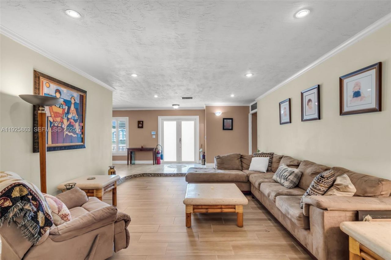 12920 SW 108th Place, Miami, FL 33176 Photo